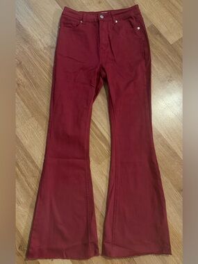 NWOT PINK LILY Burgundy Raw Hem Flare Jeans Sz 26